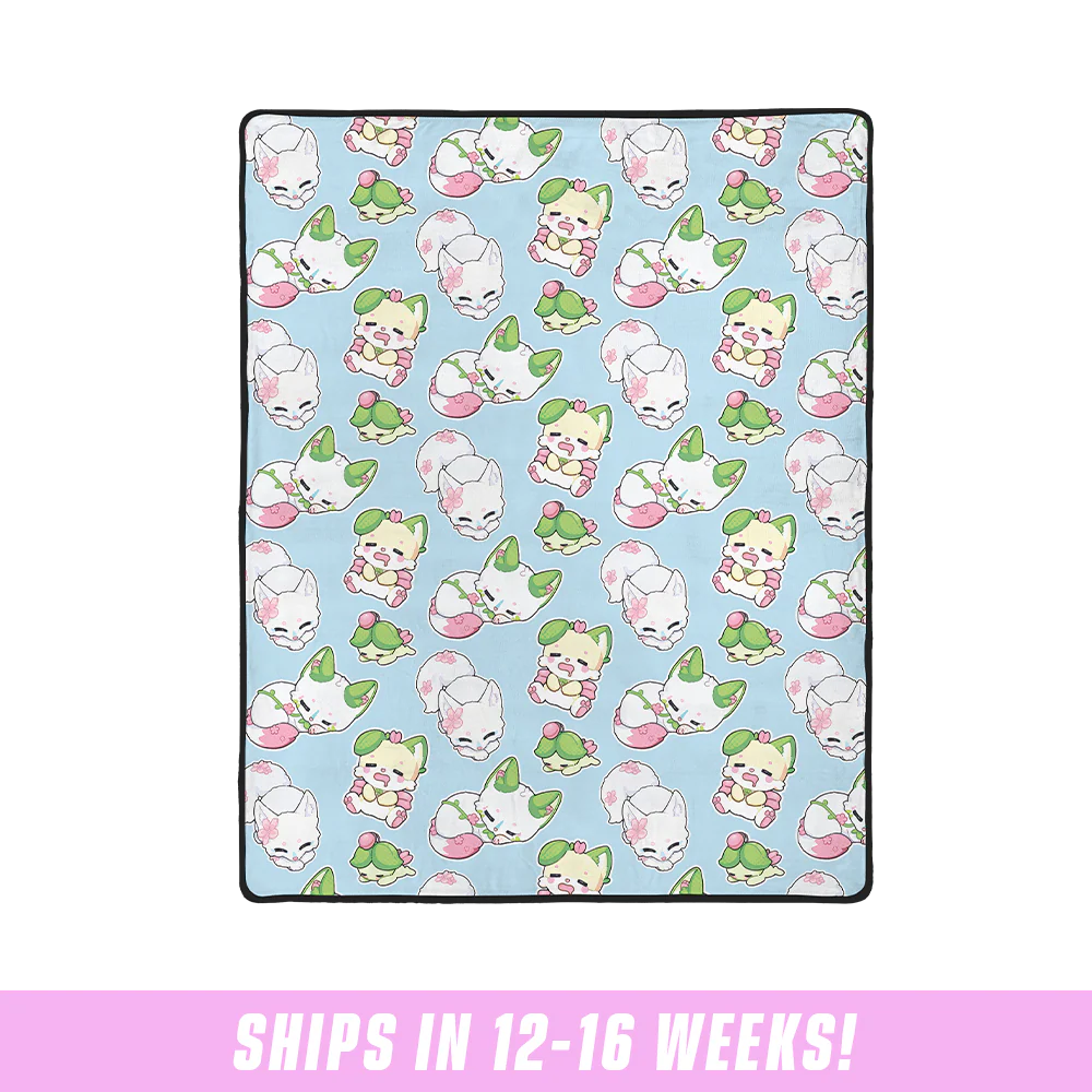 Silvervale: Cozy Double-Sided Blanket - Image 2